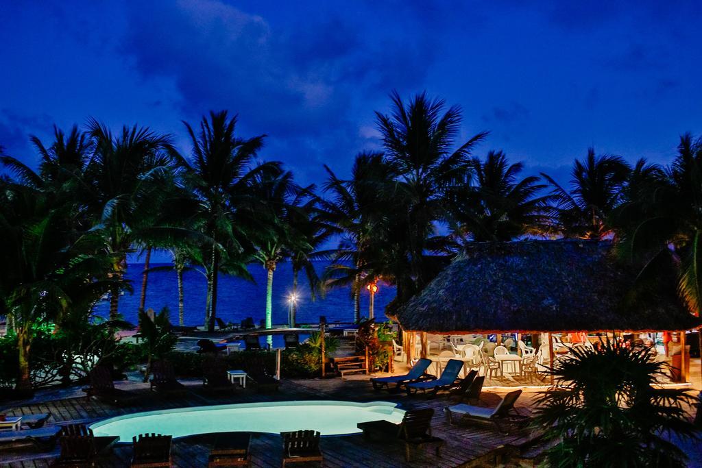 Caribbean Villas Hotel San Pedro  Exterior photo
