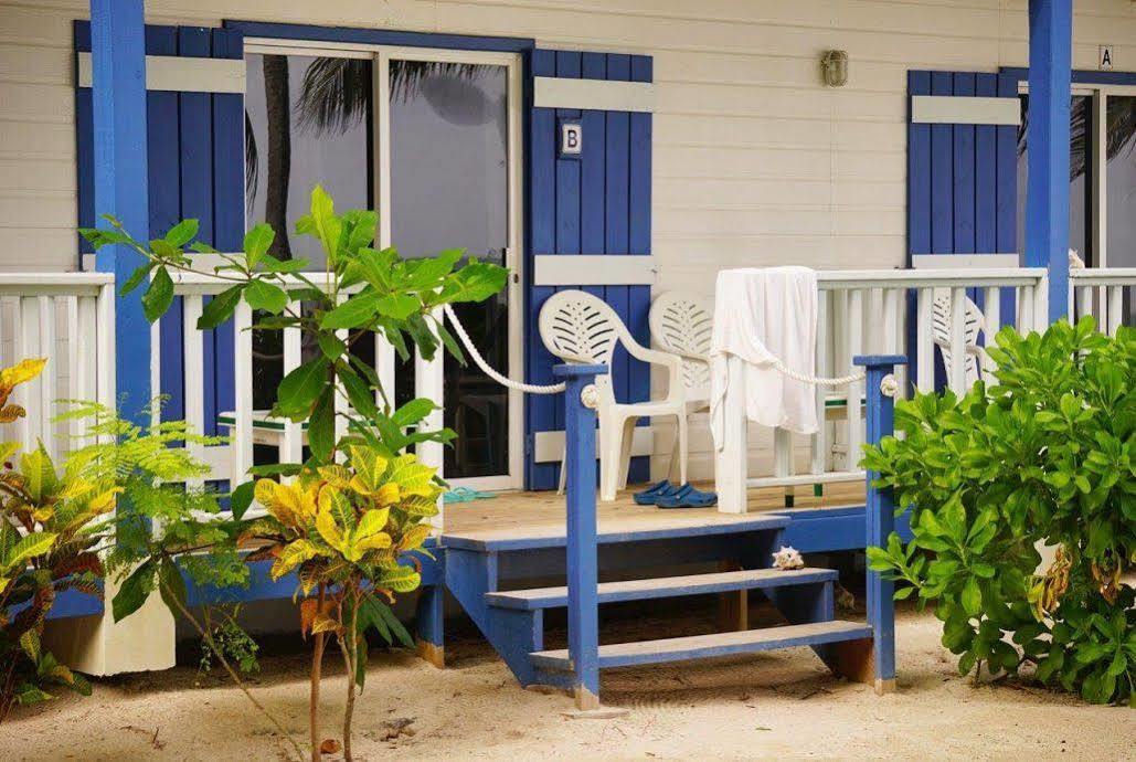 Caribbean Villas Hotel San Pedro  Exterior photo